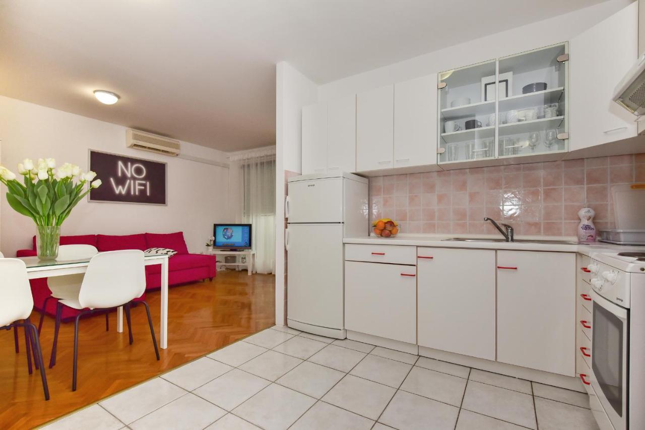Heart Of Makarska Apartment Exterior foto