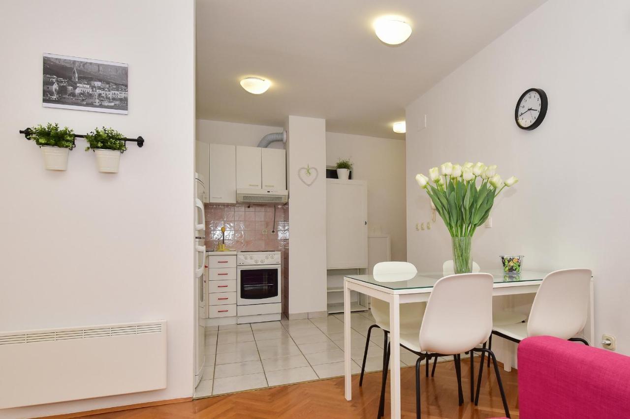 Heart Of Makarska Apartment Exterior foto